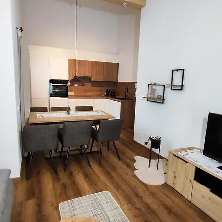 Anna & Anton Apartment